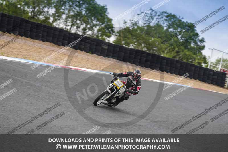 enduro digital images;event digital images;eventdigitalimages;mallory park;mallory park photographs;mallory park trackday;mallory park trackday photographs;no limits trackdays;peter wileman photography;racing digital images;trackday digital images;trackday photos